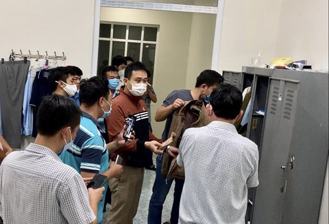 Tạm giữ 2 cán bộ quản lý thị trường Đắk Nông - Ảnh 1. Tạm giữ 2 cán bộ quản lý thị trường Đắk Nông - Ảnh 1.