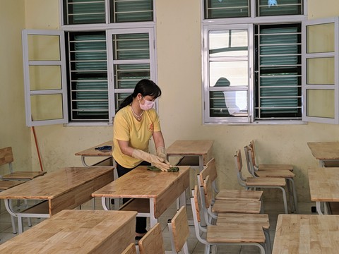 Hà Nội cẩn trọng mở cửa trường học - Ảnh 1. Hà Nội cẩn trọng mở cửa trường học - Ảnh 1.