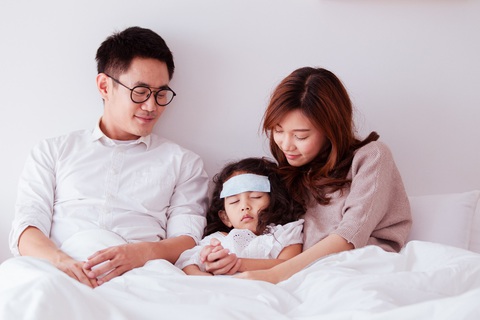 Chọn đúng ‘bạn đồng hành’, xóa tan nỗi lo trẻ sốt mùa lạnh - Ảnh 1. Chọn đúng ‘bạn đồng hành’, xóa tan nỗi lo trẻ sốt mùa lạnh - Ảnh 1.