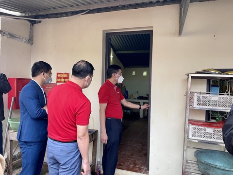 Vietlott cùng người trúng thưởng xây tặng phòng học chức năng và nhà ăn cho học sinh tỉnh Lạng Sơn - Ảnh 3. Vietlott cùng người trúng thưởng xây tặng phòng học chức năng và nhà ăn cho học sinh tỉnh Lạng Sơn - Ảnh 3.