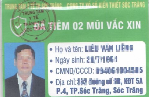 Khi đi bán dạo vé số, bà con phải đeo thẻ xanh này - Ảnh 1. Khi đi bán dạo vé số, bà con phải đeo thẻ xanh này - Ảnh 1.