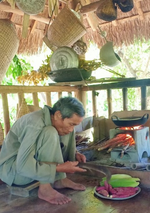 Đoàn viên sau đại dịch: Phía xa kia là khói quê nhà - Ảnh 1. Đoàn viên sau đại dịch: Phía xa kia là khói quê nhà - Ảnh 1.