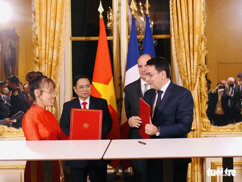 Thủ tướng Việt Nam hội đàm Thủ tướng Pháp, chứng kiến Vietjet ký thỏa thuận tỉ USD - Ảnh 1. Thủ tướng Việt Nam hội đàm Thủ tướng Pháp, chứng kiến Vietjet ký thỏa thuận tỉ USD - Ảnh 1.