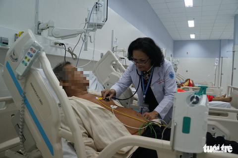 Bệnh nhân ung thư trở nặng sau dịch - Ảnh 1. Bệnh nhân ung thư trở nặng sau dịch - Ảnh 1.