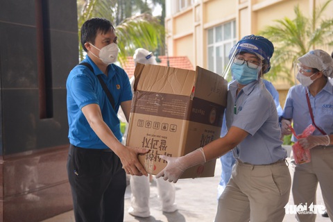 Tết 2022, công đoàn viên nào sẽ nhận hỗ trợ 300.000 đồng/người? - Ảnh 1. Tết 2022, công đoàn viên nào sẽ nhận hỗ trợ 300.000 đồng/người? - Ảnh 1.