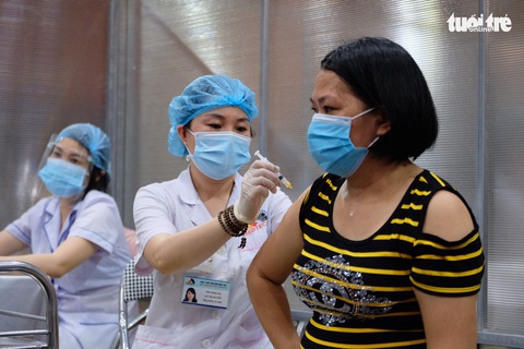 Hà Nội có 133 ca COVID-19, gần một nửa đã tiêm đủ 2 mũi vắc xin - Ảnh 1. Hà Nội có 133 ca COVID-19, gần một nửa đã tiêm đủ 2 mũi vắc xin - Ảnh 1.