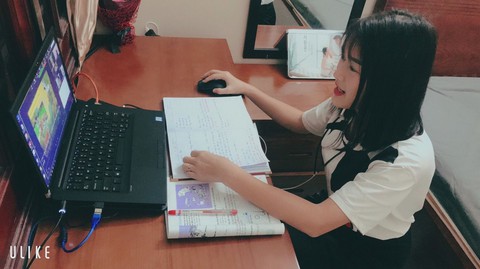 Hà Nội tạm dừng kế hoạch cho học sinh trở lại trường, chỉ học sinh Ba Vì đi học từ 8-11 - Ảnh 1. Hà Nội tạm dừng kế hoạch cho học sinh trở lại trường, chỉ học sinh Ba Vì đi học từ 8-11 - Ảnh 1.