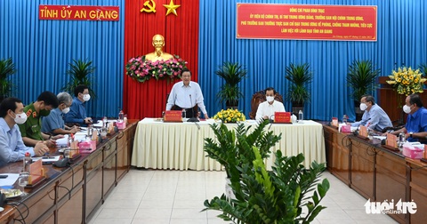 Trưởng Ban Nội chính trung ương: Đề nghị An Giang xử nghiêm cán bộ tiếp tay cho tội phạm - Ảnh 1. Trưởng Ban Nội chính trung ương: Đề nghị An Giang xử nghiêm cán bộ tiếp tay cho tội phạm - Ảnh 1.