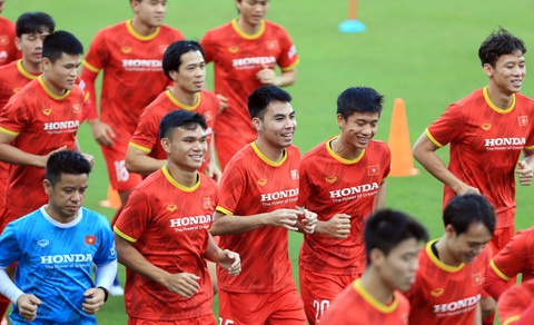 Đội tuyển Việt Nam âm tính với COVID-19, bước vào quy trình bong bóng - Ảnh 2. Đội tuyển Việt Nam âm tính với COVID-19, bước vào quy trình bong bóng - Ảnh 2.