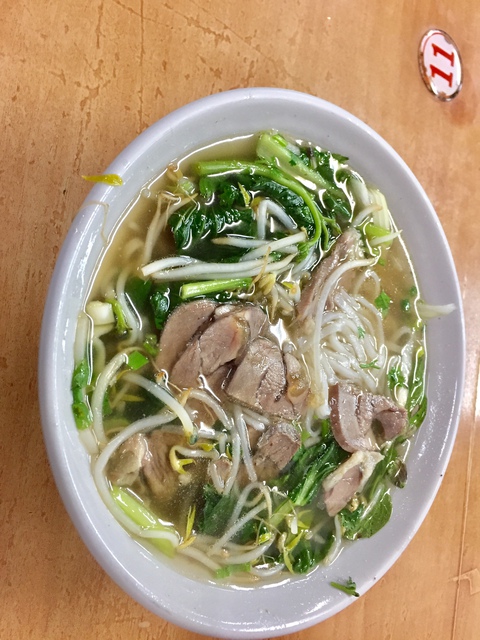 Tô phở bò Yue Nan Niu Rou He Fen xua đi hơi lạnh chiều đông ở Đài Loan - Ảnh 1. Tô phở bò Yue Nan Niu Rou He Fen xua đi hơi lạnh chiều đông ở Đài Loan - Ảnh 1.
