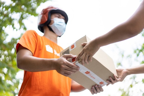 Thương mại điện tử nỗ lực đem đến thay đổi tích cực cho cộng đồng thông qua công nghệ - Ảnh 1. Thương mại điện tử nỗ lực đem đến thay đổi tích cực cho cộng đồng thông qua công nghệ - Ảnh 1.