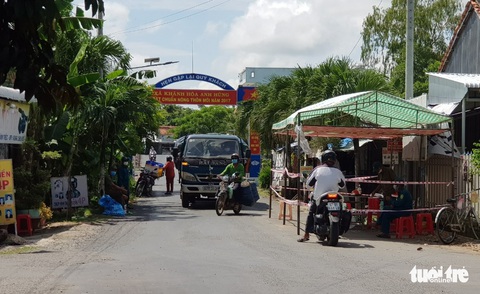 An Giang: Hạn chế tham gia hoạt động cộng đồng nếu chưa tiêm vắc xin - Ảnh 1. An Giang: Hạn chế tham gia hoạt động cộng đồng nếu chưa tiêm vắc xin - Ảnh 1.