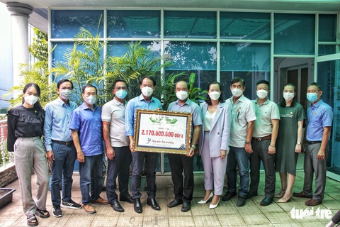 Hạnh phúc khi được đồng hành cùng tân sinh viên nghèo - Ảnh 6.