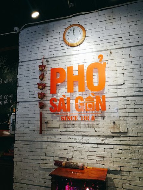 Phở ngon nhất là được thưởng thức ngay tại chỗ - Ảnh 2. Phở ngon nhất là được thưởng thức ngay tại chỗ - Ảnh 2.