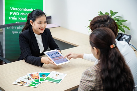 Tối ưu quyền lợi khi tham gia bảo hiểm kết hợp đầu tư - Ảnh 1. Tối ưu quyền lợi khi tham gia bảo hiểm kết hợp đầu tư - Ảnh 1.