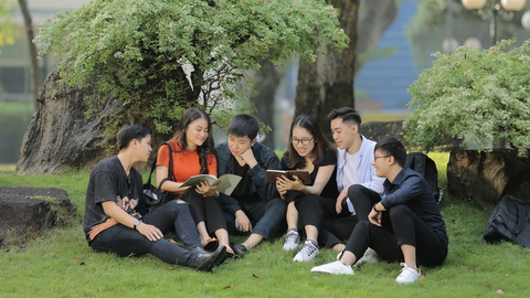 Du học sinh Việt mòn mỏi chờ nước Úc - Ảnh 1. Du học sinh Việt mòn mỏi chờ nước Úc - Ảnh 1.