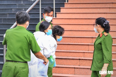 Hoãn phiên tòa xử vụ giết người, đổ bêtông do bị cáo chủ mưu không đủ sức khỏe - Ảnh 3. Hoãn phiên tòa xử vụ giết người, đổ bêtông do bị cáo chủ mưu không đủ sức khỏe - Ảnh 3.