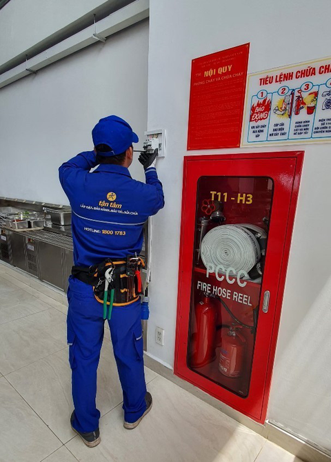 Thế Giới Di Động chiêu mộ hàng ngàn thợ điện - lắp đặt - bảo trì - Ảnh 3. Thế Giới Di Động chiêu mộ hàng ngàn thợ điện - lắp đặt - bảo trì - Ảnh 3.