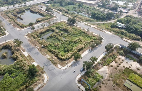 Hoàn tất đấu giá 4 lô đất Thủ Thiêm, thu về 37.346 tỉ đồng, hơn 7 lần giá khởi điểm - Ảnh 3. Hoàn tất đấu giá 4 lô đất Thủ Thiêm, thu về 37.346 tỉ đồng, hơn 7 lần giá khởi điểm - Ảnh 3.