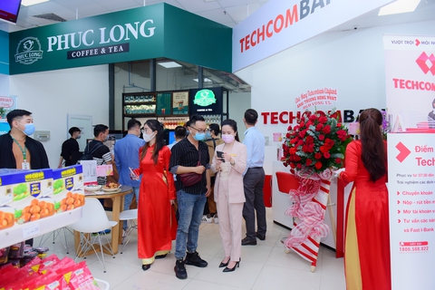 9 năm liên tiếp Masan Group thuộc Top công ty niêm yết tốt nhất Việt Nam - Ảnh 3. 9 năm liên tiếp Masan Group thuộc Top công ty niêm yết tốt nhất Việt Nam - Ảnh 3.