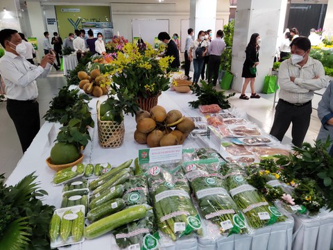 TP.HCM: Hội chợ khuyến mãi với 400 gian hàng mở ngày 21-12 - Ảnh 1. TP.HCM: Hội chợ khuyến mãi với 400 gian hàng mở ngày 21-12 - Ảnh 1.