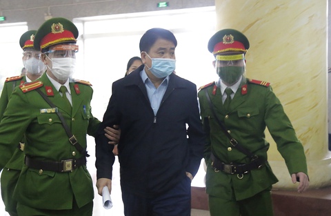 Ông Nguyễn Đức Chung: Cuộc đời tôi chưa bao giờ bàn bạc với ai để lấy 1 đồng của Nhà nước - Ảnh 2. Ông Nguyễn Đức Chung: Cuộc đời tôi chưa bao giờ bàn bạc với ai để lấy 1 đồng của Nhà nước - Ảnh 2.