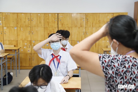 TP.HCM: Nhiều trường diễn tập phòng chống dịch trước khi học sinh trở lại - Ảnh 5. TP.HCM: Nhiều trường diễn tập phòng chống dịch trước khi học sinh trở lại - Ảnh 5.