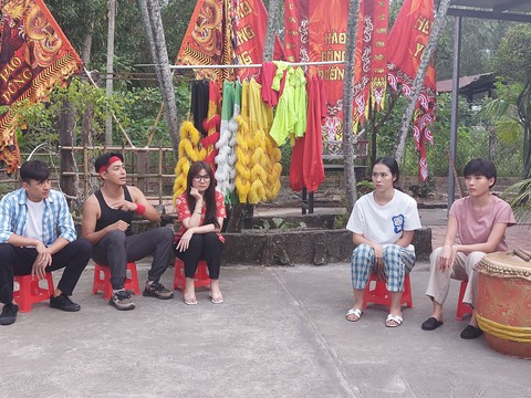 Lương Thế Thành - Thúy Diễm múa lân tưng bừng trong Vũ điệu đón xuân - Ảnh 6. Lương Thế Thành - Thúy Diễm múa lân tưng bừng trong Vũ điệu đón xuân - Ảnh 6.