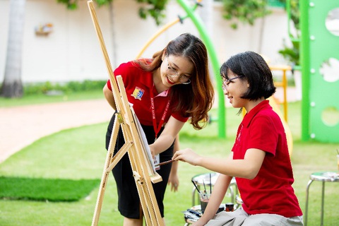 Royal School áp dụng phương pháp giáo dục trải nghiệm - Ảnh 1. Royal School áp dụng phương pháp giáo dục trải nghiệm - Ảnh 1.