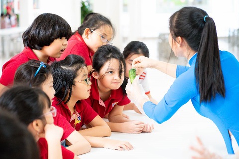 Royal School áp dụng phương pháp giáo dục trải nghiệm - Ảnh 2. Royal School áp dụng phương pháp giáo dục trải nghiệm - Ảnh 2.