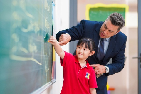 Royal School áp dụng phương pháp giáo dục trải nghiệm - Ảnh 3. Royal School áp dụng phương pháp giáo dục trải nghiệm - Ảnh 3.