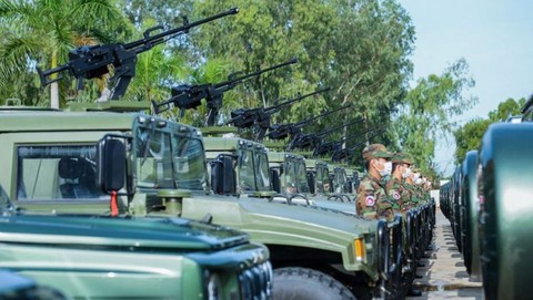 Phản ứng lệnh cấm vận, ông Hun Sen ra lệnh phá hủy vũ khí Mỹ trong quân đội - Ảnh 1. Phản ứng lệnh cấm vận, ông Hun Sen ra lệnh phá hủy vũ khí Mỹ trong quân đội - Ảnh 1.