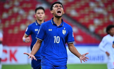 Thái Lan thắng đậm Myanmar, Dangda cân bằng kỷ lục 17 bàn ở AFF Cup - Ảnh 1. Thái Lan thắng đậm Myanmar, Dangda cân bằng kỷ lục 17 bàn ở AFF Cup - Ảnh 1.