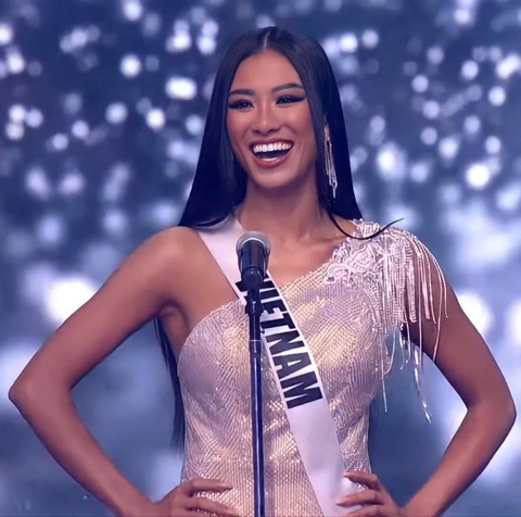 Kim Duyên gây ấn tượng tại bán kết Miss Universe 2021 - Ảnh 1. Kim Duyên gây ấn tượng tại bán kết Miss Universe 2021 - Ảnh 1.