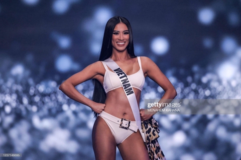 Kim Duyên gây ấn tượng tại bán kết Miss Universe 2021 - Ảnh 2. Kim Duyên gây ấn tượng tại bán kết Miss Universe 2021 - Ảnh 2.