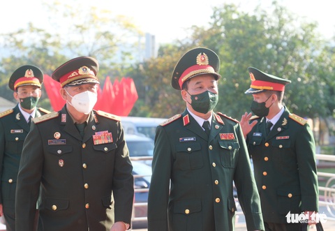 Quân đội Việt - Lào tăng cường tuần tra chung biên giới - Ảnh 2. Quân đội Việt - Lào tăng cường tuần tra chung biên giới - Ảnh 2.