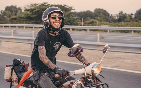 Tương tư tiếng nổ Vespa - Ảnh 2. Tương tư tiếng nổ Vespa - Ảnh 2.