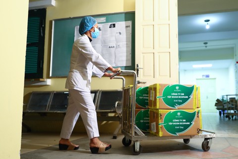 Hơn 1 triệu viên Molnupiravir cho chương trình thí điểm điều trị F0 tại nhà - Ảnh 4. Hơn 1 triệu viên Molnupiravir cho chương trình thí điểm điều trị F0 tại nhà - Ảnh 4.