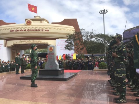 Giao lưu hữu nghị quốc phòng biên giới Việt Nam - Lào lần thứ nhất - Ảnh 2. Giao lưu hữu nghị quốc phòng biên giới Việt Nam - Lào lần thứ nhất - Ảnh 2.