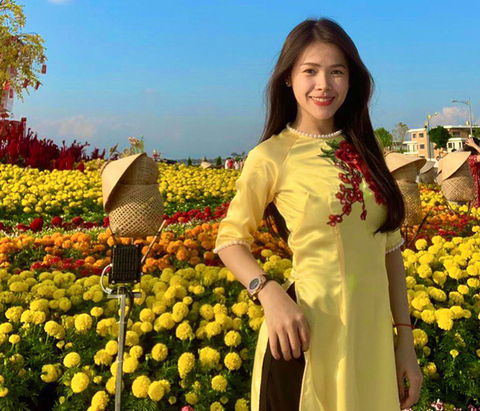 Em sẽ nhớ hoài ngày Tết Việt Nam - Ảnh 1. Em sẽ nhớ hoài ngày Tết Việt Nam - Ảnh 1.