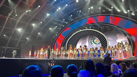 Người đẹp Ấn Độ đăng quang Hoa hậu hoàn vũ thế giới 2021 - Ảnh 3. Người đẹp Ấn Độ đăng quang Hoa hậu hoàn vũ thế giới 2021 - Ảnh 3.