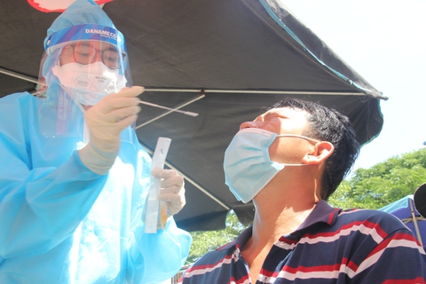 Đà Nẵng lập thêm bệnh viện dã chiến, bảo vệ nhóm đối tượng có nguy cơ cao - Ảnh 1. Đà Nẵng lập thêm bệnh viện dã chiến, bảo vệ nhóm đối tượng có nguy cơ cao - Ảnh 1.