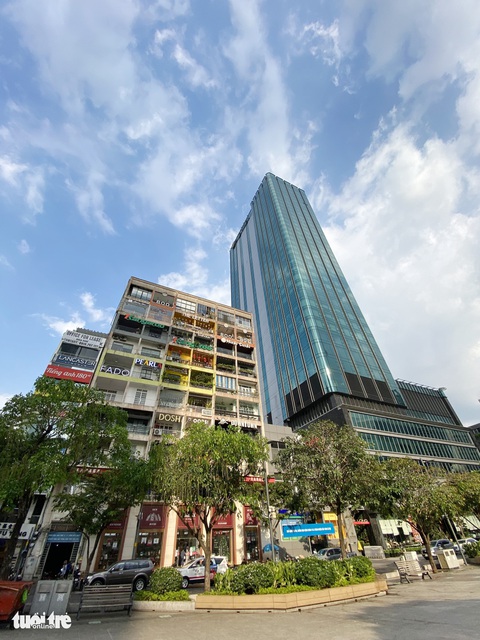 Chuyện đời ở những chung cư xưa cũ - Kỳ 3: Nửa thế kỷ ở chung cư kim cương - Ảnh 1. Chuyện đời ở những chung cư xưa cũ - Kỳ 3: Nửa thế kỷ ở chung cư kim cương - Ảnh 1.