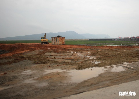 Nhiều dự án lớn vào Khu kinh tế Vũng Áng, giá đất phi mã - Ảnh 2. Nhiều dự án lớn vào Khu kinh tế Vũng Áng, giá đất phi mã - Ảnh 2.