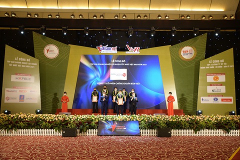 VCSC được vinh danh trong Top 50 doanh nghiệp lợi nhuận xuất sắc Việt Nam - Ảnh 1. VCSC được vinh danh trong Top 50 doanh nghiệp lợi nhuận xuất sắc Việt Nam - Ảnh 1.