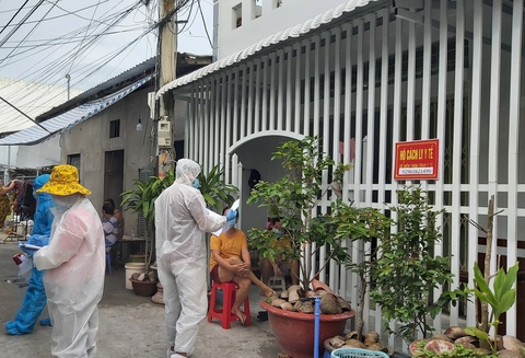 Hơn 1.000 ca F0 trong 24 giờ, Cà Mau kêu gọi y tế công, tư cùng chống dịch - Ảnh 1. Hơn 1.000 ca F0 trong 24 giờ, Cà Mau kêu gọi y tế công, tư cùng chống dịch - Ảnh 1.