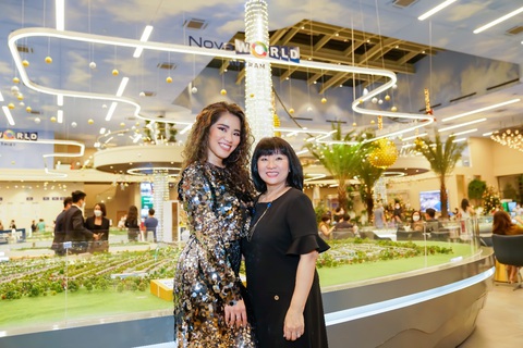 Dàn sao Việt cháy hết mình trong chuỗi sự kiện cuối năm tại Novaland Gallery - Ảnh 6. Dàn sao Việt cháy hết mình trong chuỗi sự kiện cuối năm tại Novaland Gallery - Ảnh 6.