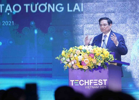 Thủ tướng: Phải đổi mới sáng tạo trong y tế, không thể cái gì cũng đi xin, đi mua - Ảnh 1. Thủ tướng: Phải đổi mới sáng tạo trong y tế, không thể cái gì cũng đi xin, đi mua - Ảnh 1.
