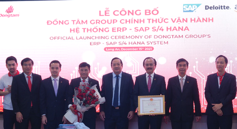 Thành công với dự án chuyển đổi số 5 triệu USD, Đồng Tâm Group được Long An tặng bằng khen - Ảnh 1. Thành công với dự án chuyển đổi số 5 triệu USD, Đồng Tâm Group được Long An tặng bằng khen - Ảnh 1.