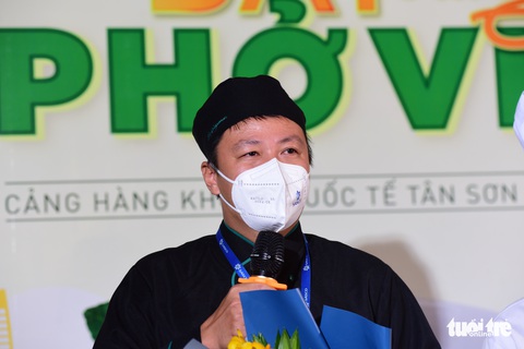 Mang phở ngon đến sân bay phục vụ du khách - Ảnh 8. Mang phở ngon đến sân bay phục vụ du khách - Ảnh 8.